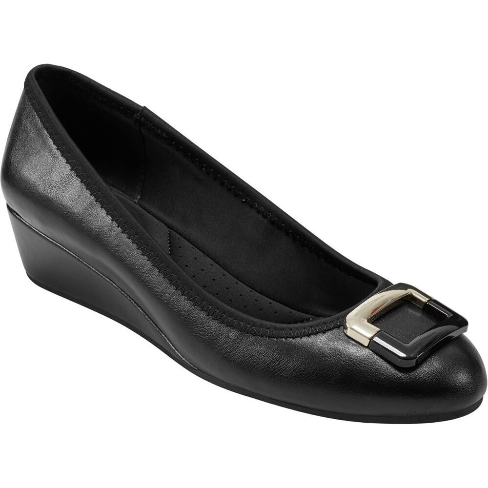 Bandolino Womens Black 002 Closed Rounded Toe Flexible Wedge Flat Tad Pump